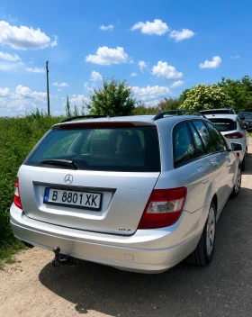 Mercedes-Benz 220 2.2, снимка 5