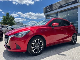 Mazda 2 1.5 бензин 52000км нова от бг ! навигация кейлес, снимка 4