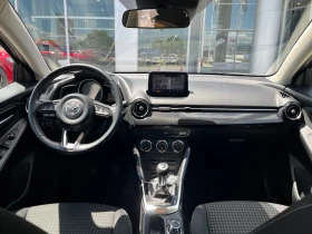Mazda 2 1.5 бензин 52000км нова от бг ! навигация кейлес, снимка 7
