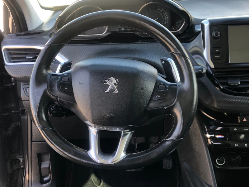 Peugeot 2008, снимка 11 - Автомобили и джипове - 42718019