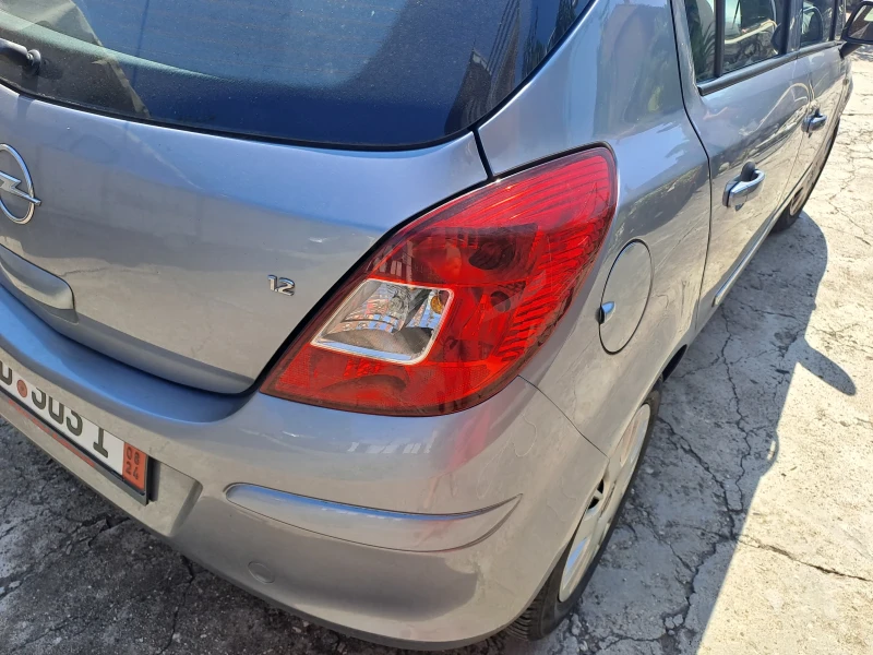 Opel Corsa 1.2, снимка 12 - Автомобили и джипове - 46818595