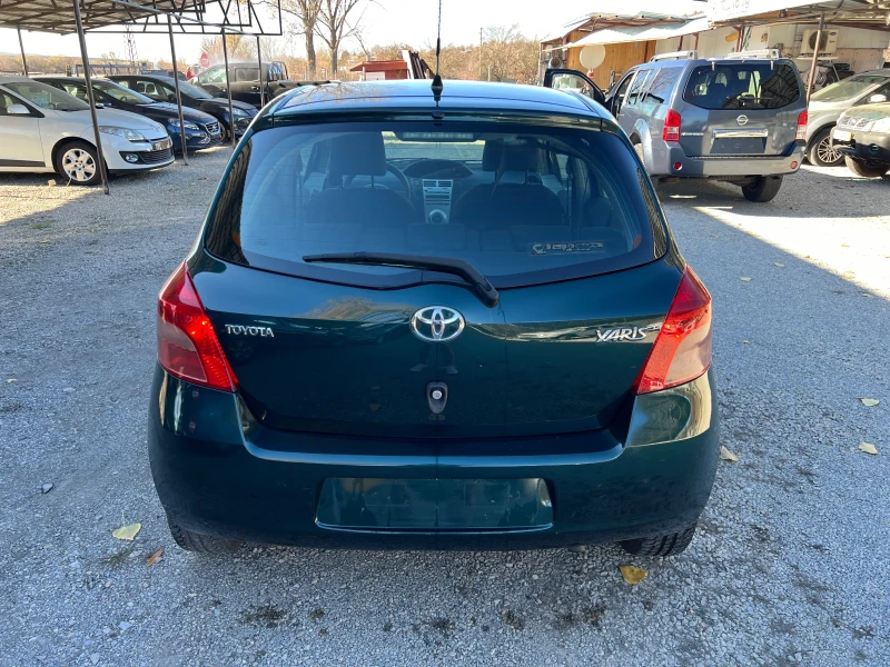 Toyota Yaris 1.3i, снимка 6 - Автомобили и джипове - 48003663