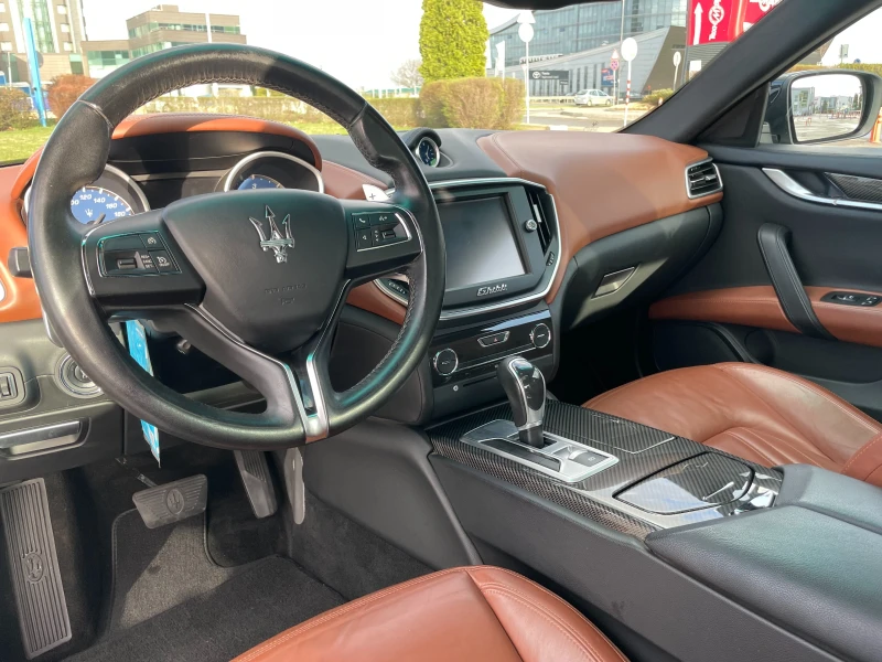 Maserati Ghibli, снимка 6 - Автомобили и джипове - 52894306