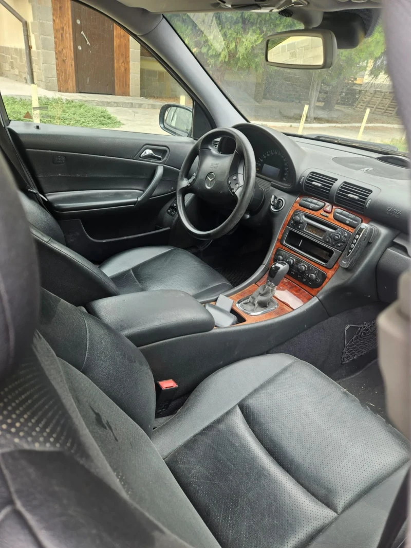 Mercedes-Benz 200 C 200 AUTOMATIC KOMBI Classic, снимка 5 - Автомобили и джипове - 51274439