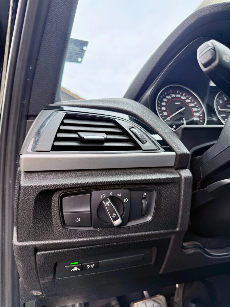 BMW 135 iX, снимка 10 - Автомобили и джипове - 51841258