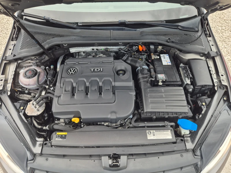 VW Golf 2.0TDI DsG, снимка 16 - Автомобили и джипове - 51853110