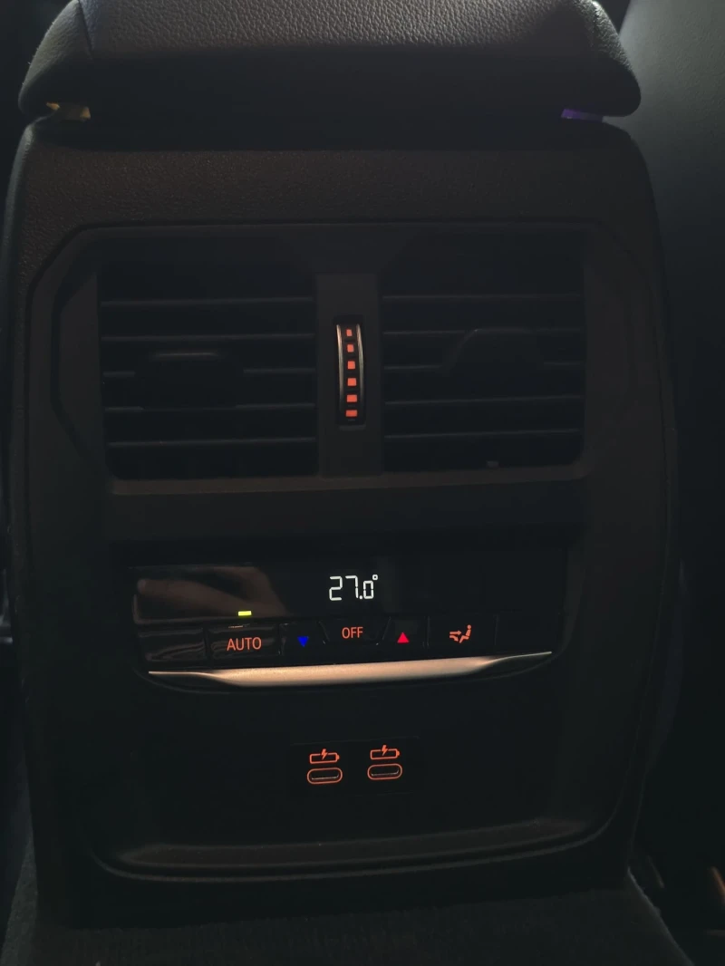 BMW 320 d 190hp 2021г., снимка 11 - Автомобили и джипове - 52216432