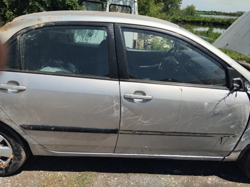 Toyota Corolla, снимка 10 - Автомобили и джипове - 52254212