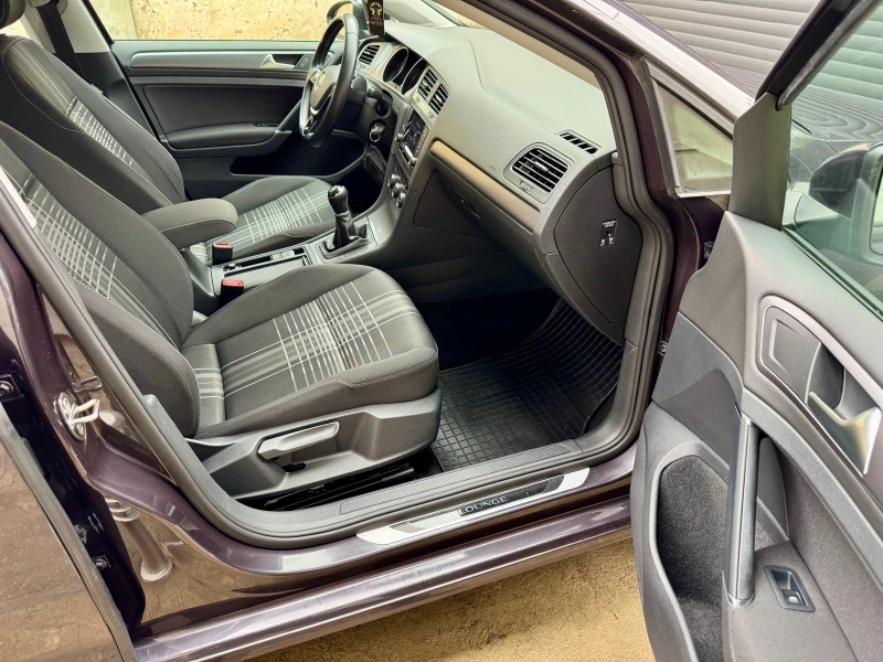 VW Golf 1.6TDi-LOUNGE , снимка 8 - Автомобили и джипове - 52598040