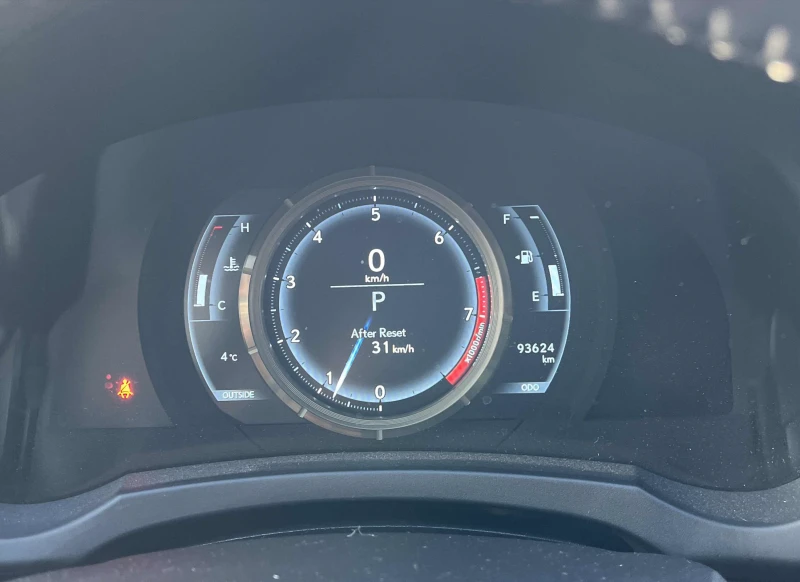 Lexus RC 300, снимка 8 - Автомобили и джипове - 52749715