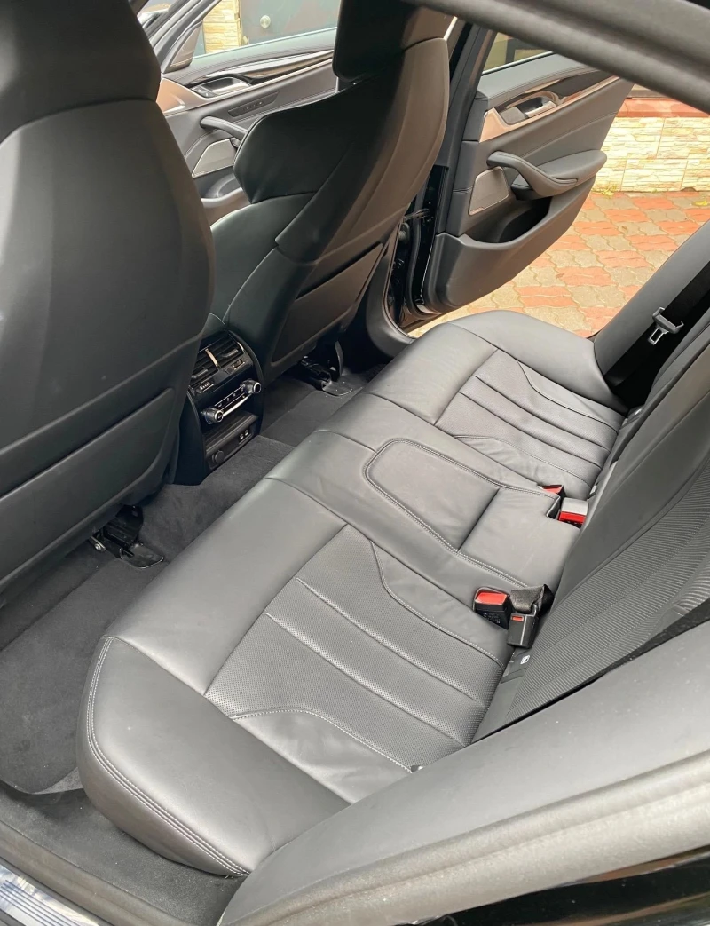 BMW M5 4.4 xDrive, снимка 7 - Автомобили и джипове - 52539028