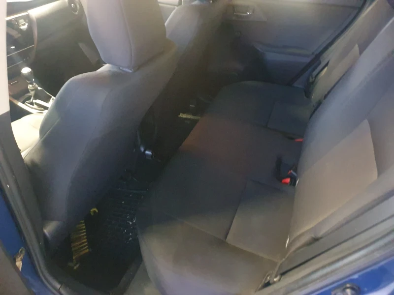 Toyota Auris Изпълнение-"Premium"-BRC газ., снимка 3 - Автомобили и джипове - 52956335