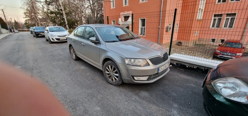 Skoda Octavia 1.4TSI, снимка 9 - Автомобили и джипове - 53142367