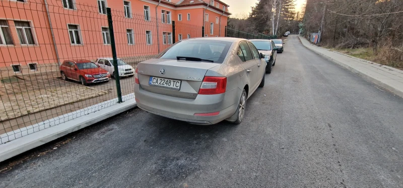 Skoda Octavia 1.4TSI, снимка 10 - Автомобили и джипове - 53142367