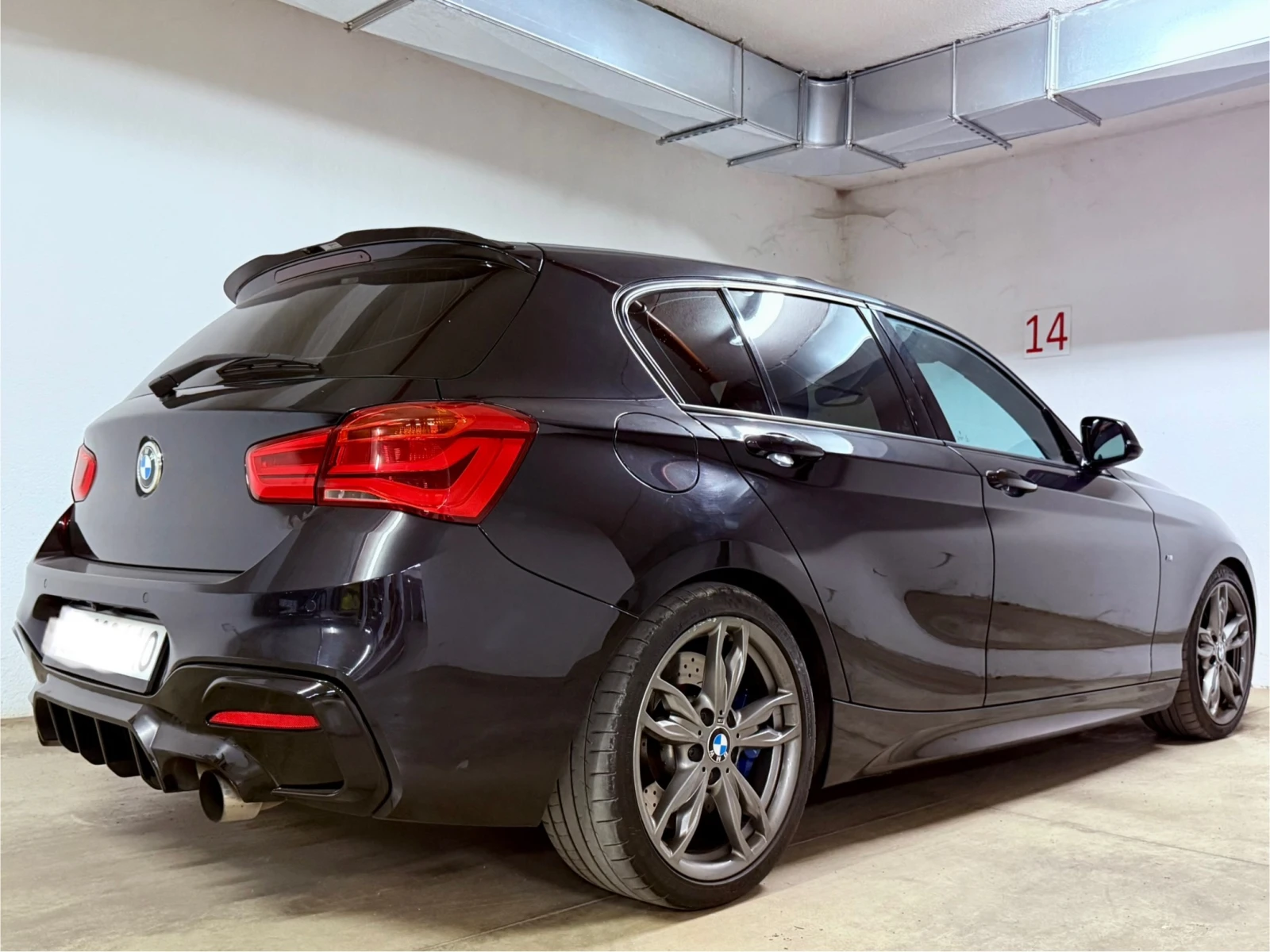 BMW 135 iX, снимка 1