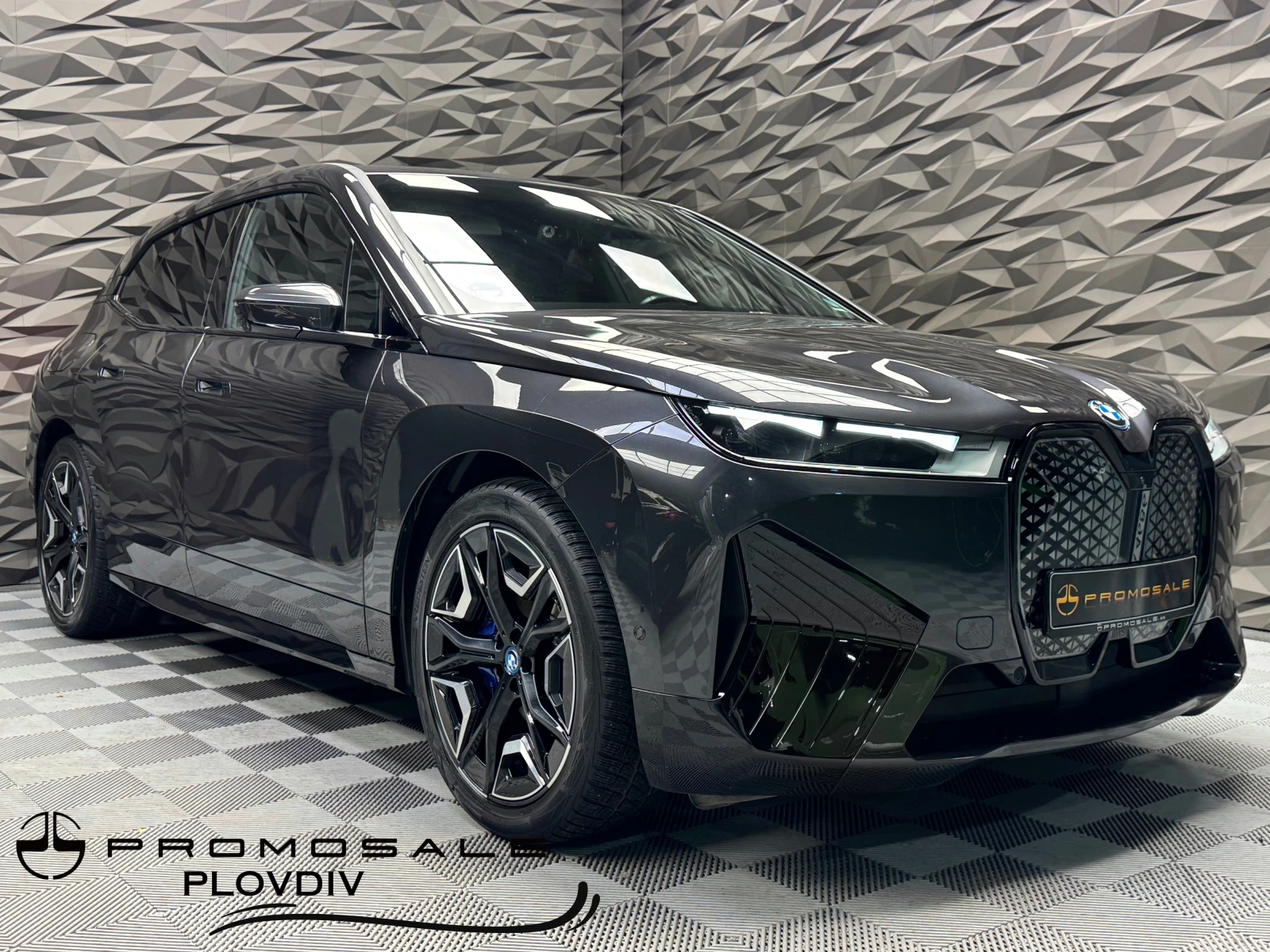 BMW iX 40 xDrive H&K* HeadUp* 360*  | Mobile.bg   1