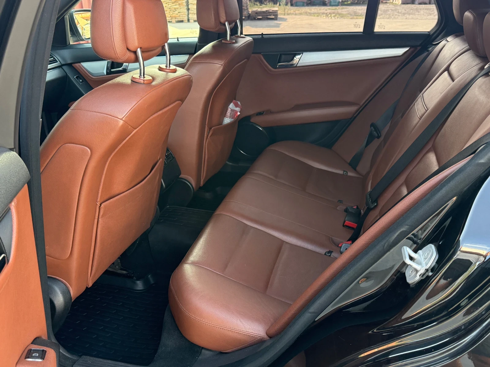 Mercedes-Benz C 200  - изображение 7