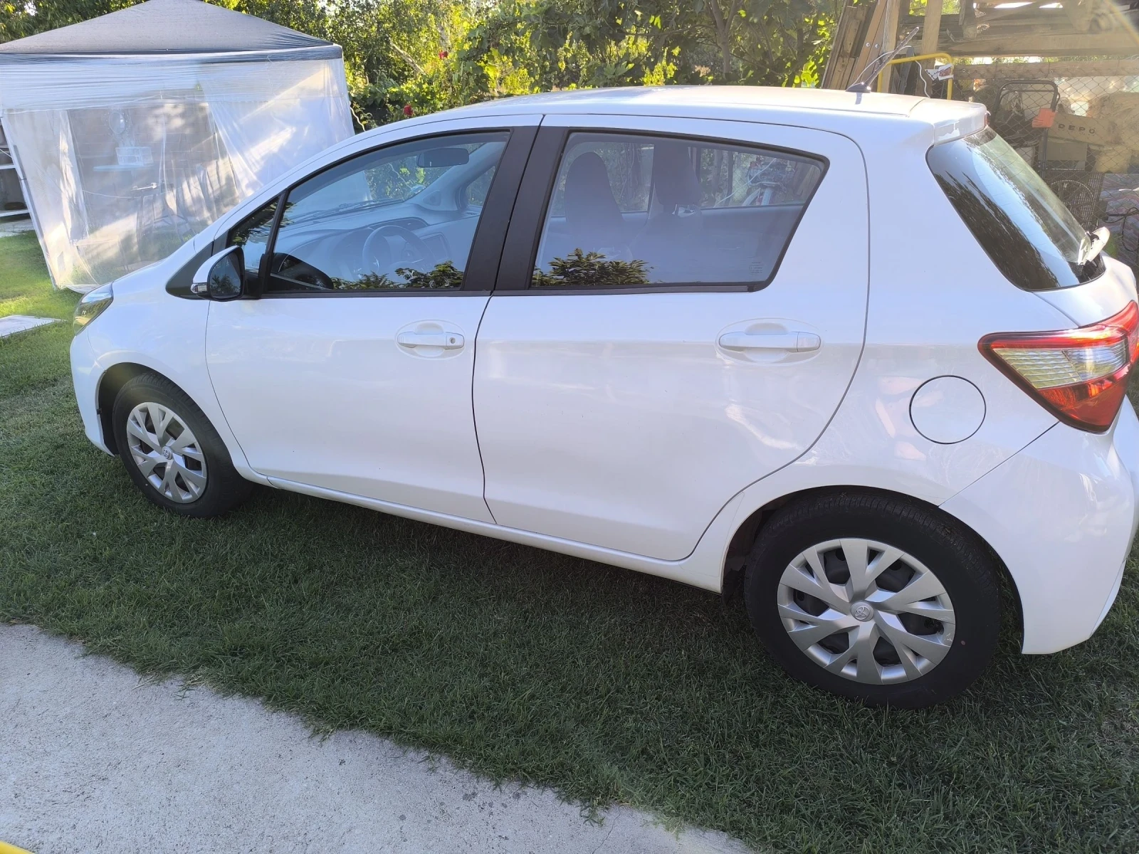 Toyota Yaris  - изображение 7