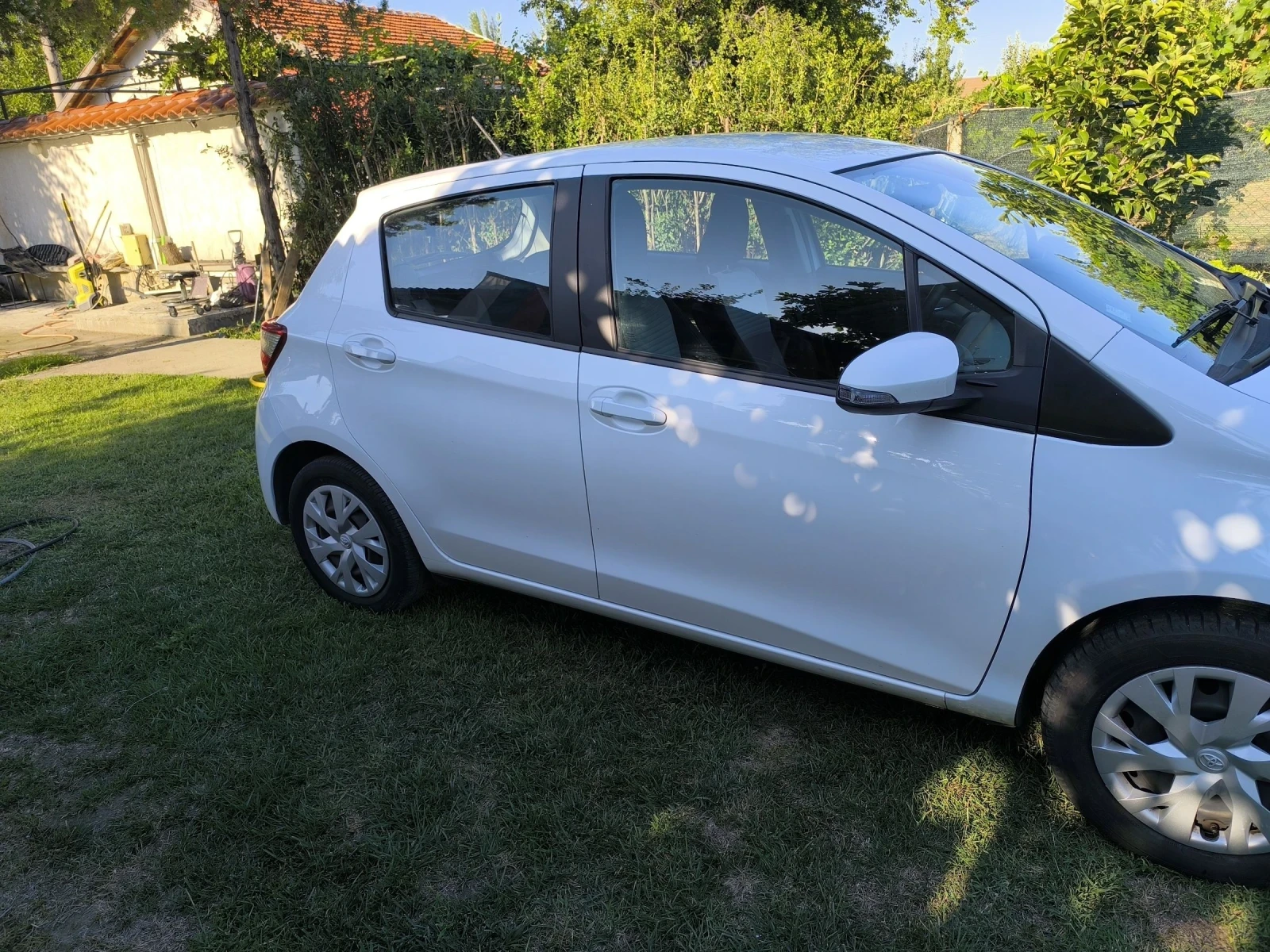 Toyota Yaris  - изображение 3
