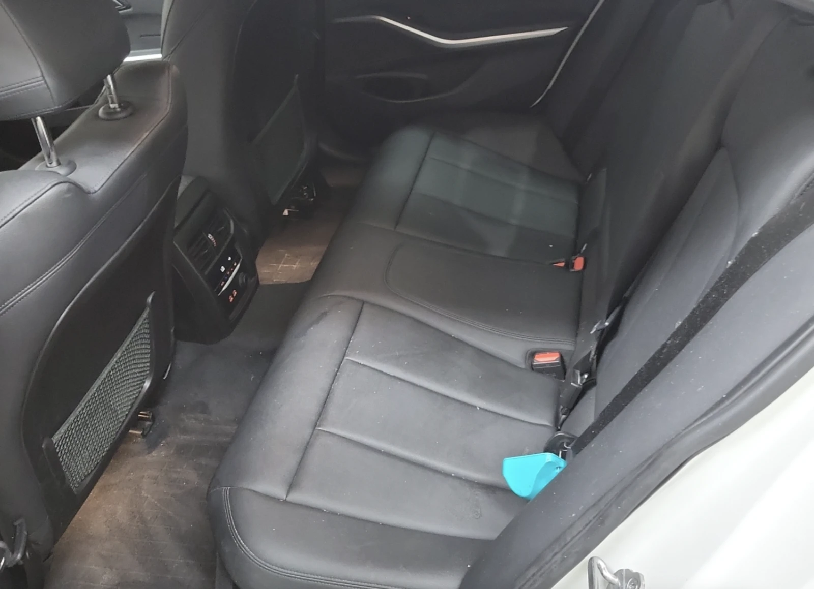 BMW 330 XDRIVE | Mobile.bg   12