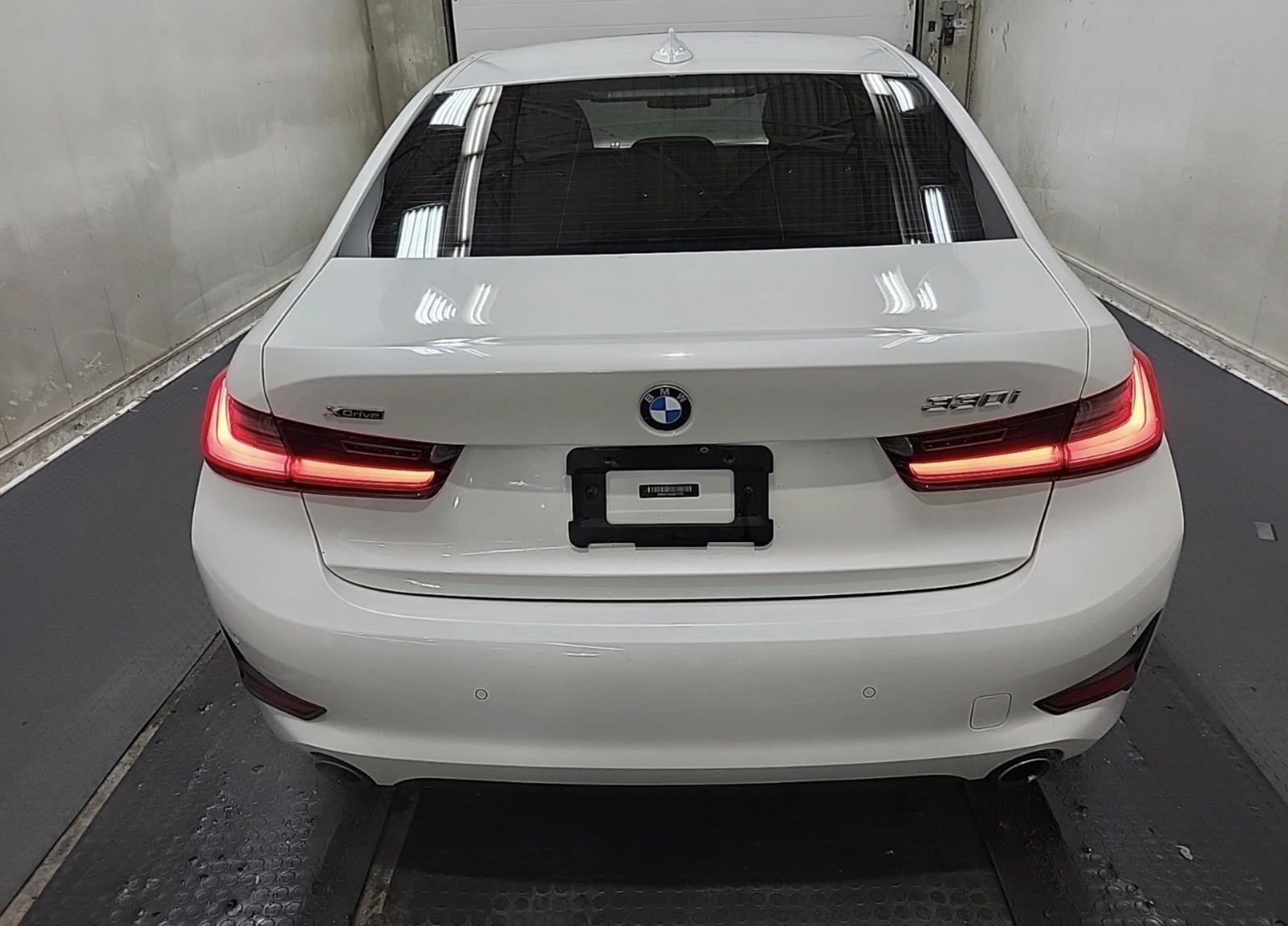 BMW 330 XDRIVE - изображение 6