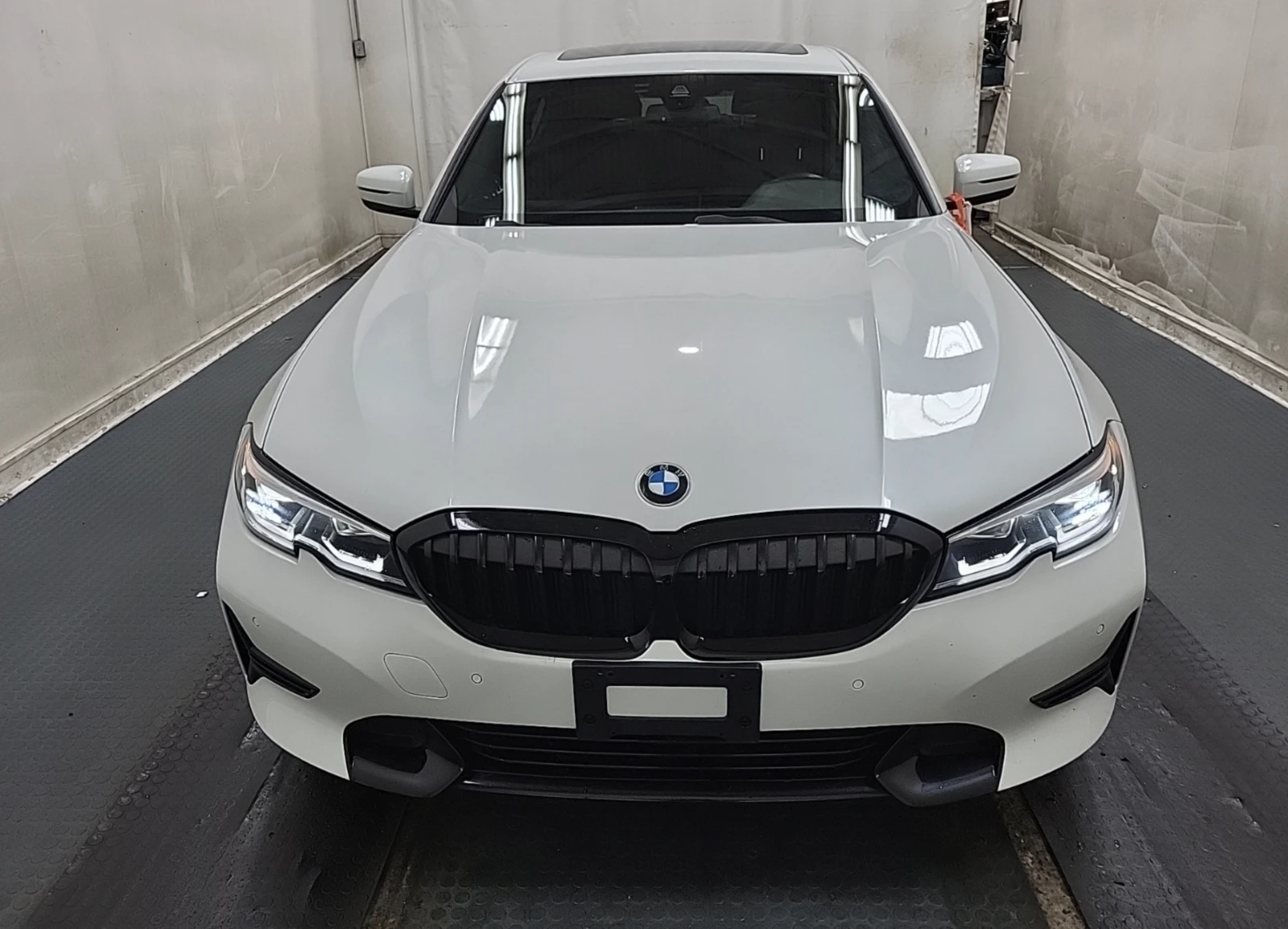 BMW 330 XDRIVE - изображение 7