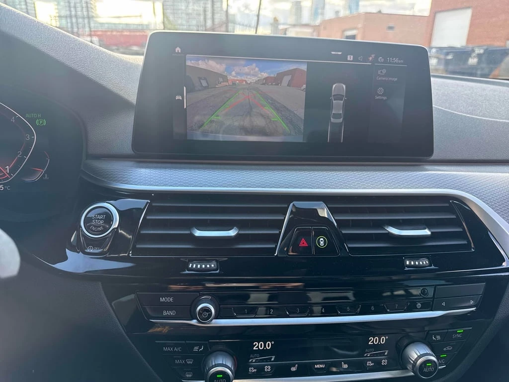 BMW 530 * 530i xDrive * CARFAX * БЕЗ ПЪРВОНАЧАЛНА ВНОСКА | Mobile.bg — изображение 14