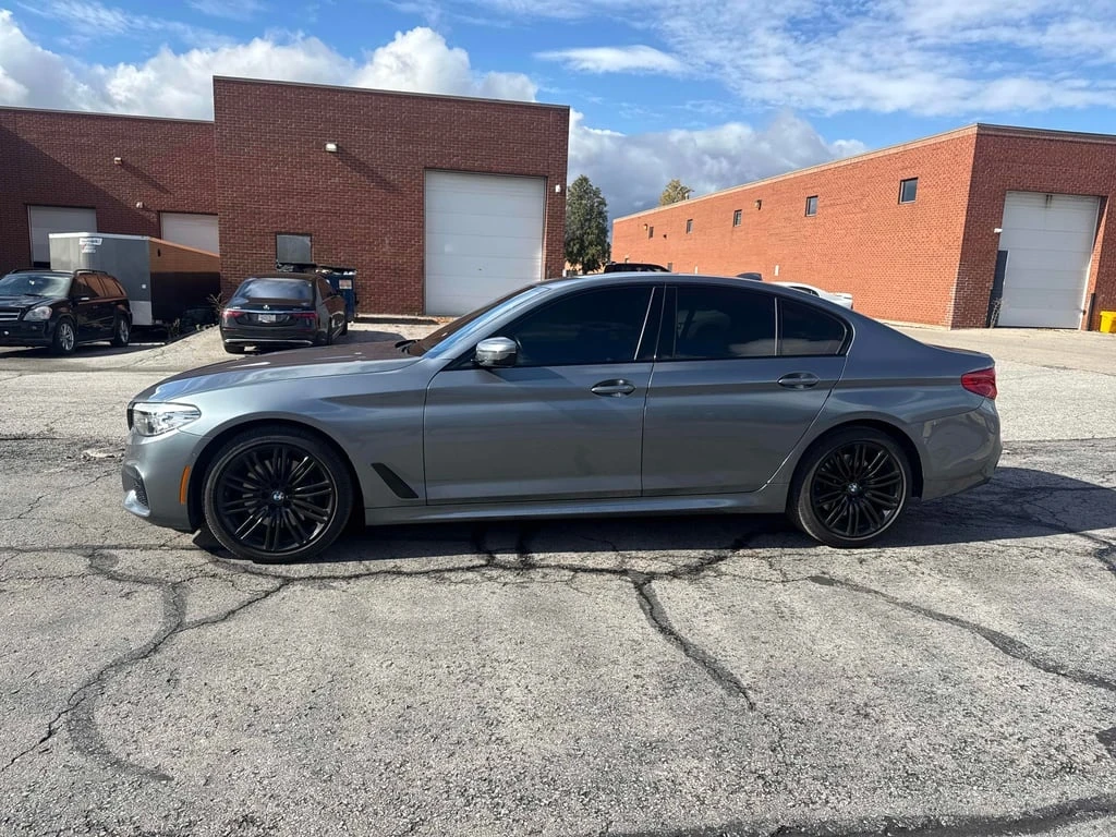 BMW 530 * 530i xDrive * CARFAX * БЕЗ ПЪРВОНАЧАЛНА ВНОСКА | Mobile.bg — изображение 2