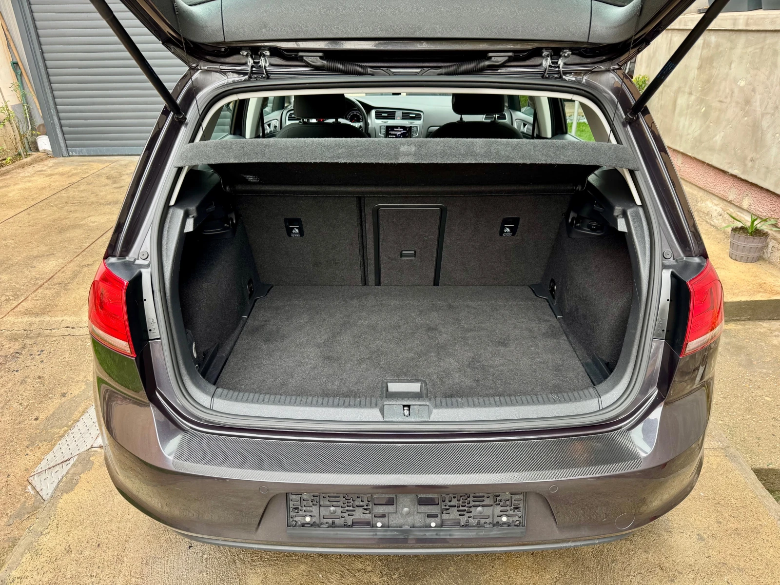 VW Golf 1.6TDi-LOUNGE  | Mobile.bg   15