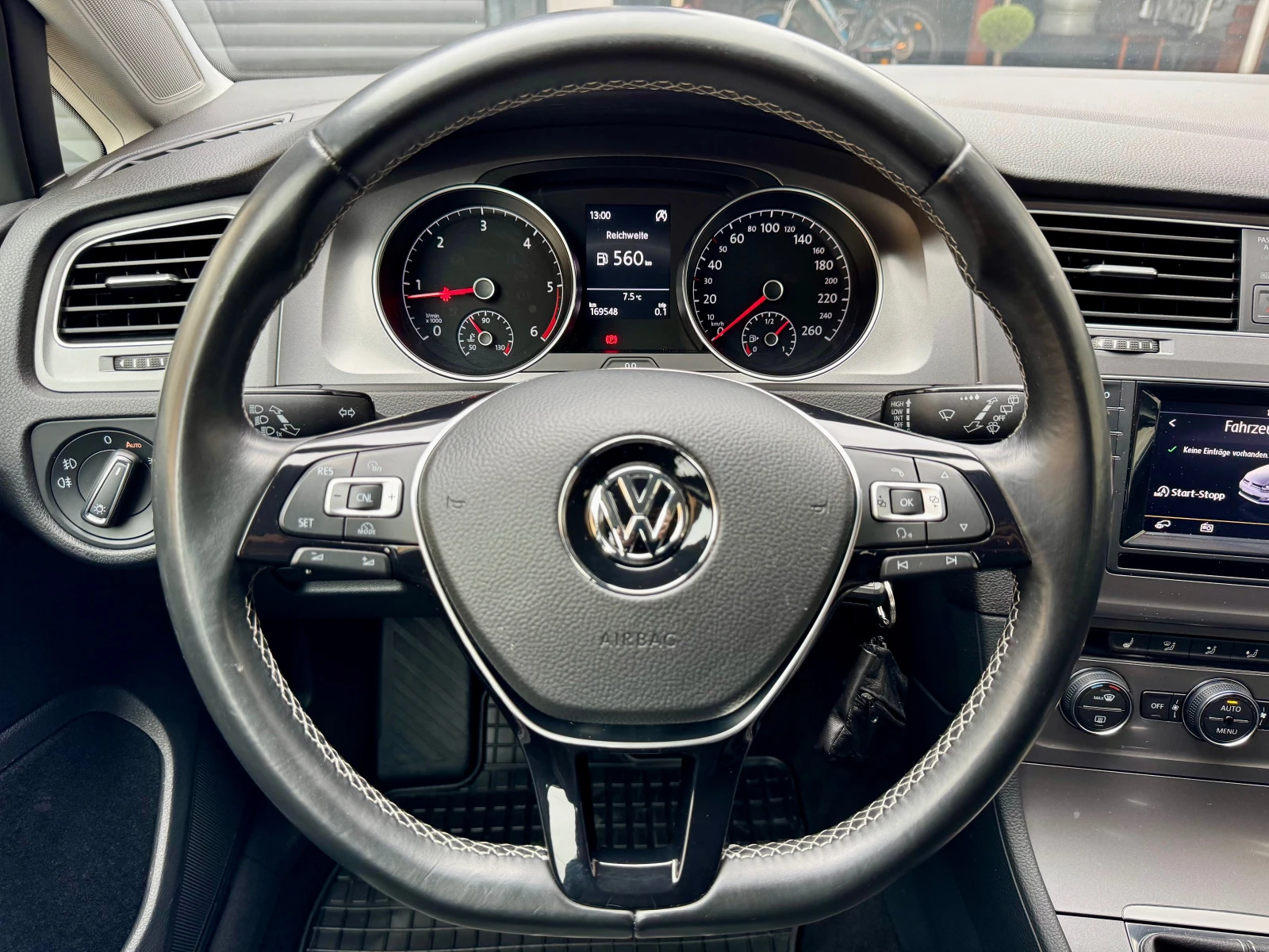 VW Golf 1.6TDi-LOUNGE  - изображение 10