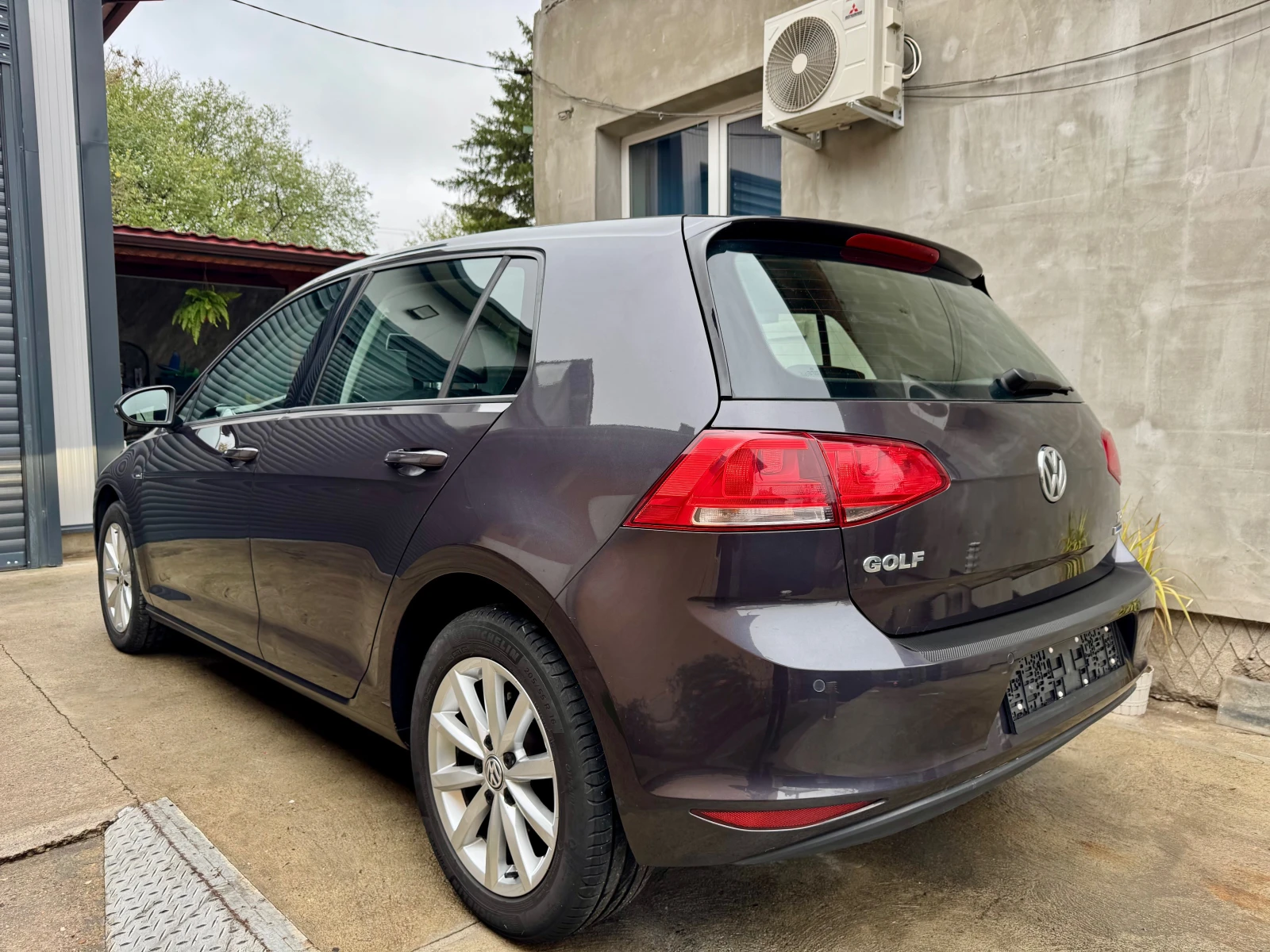 VW Golf 1.6TDi-LOUNGE  - изображение 4