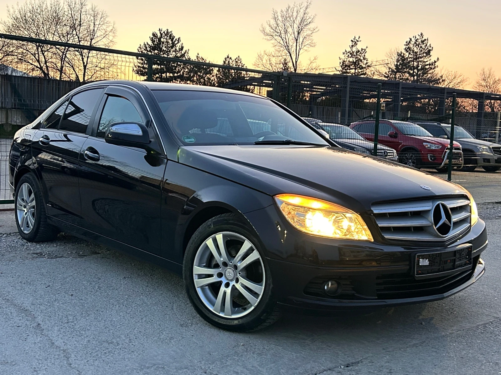 Mercedes-Benz C 220 OM646, снимка 4 - Автомобили и джипове - 53850330