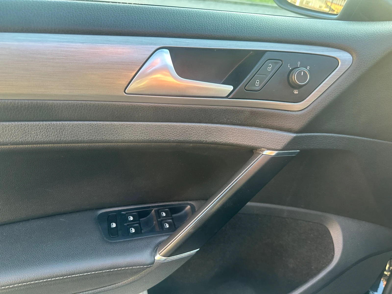 VW Golf ДИСТРОНИК+ СТАР СТОП СИСТЕМА, снимка 11 - Автомобили и джипове - 54656255