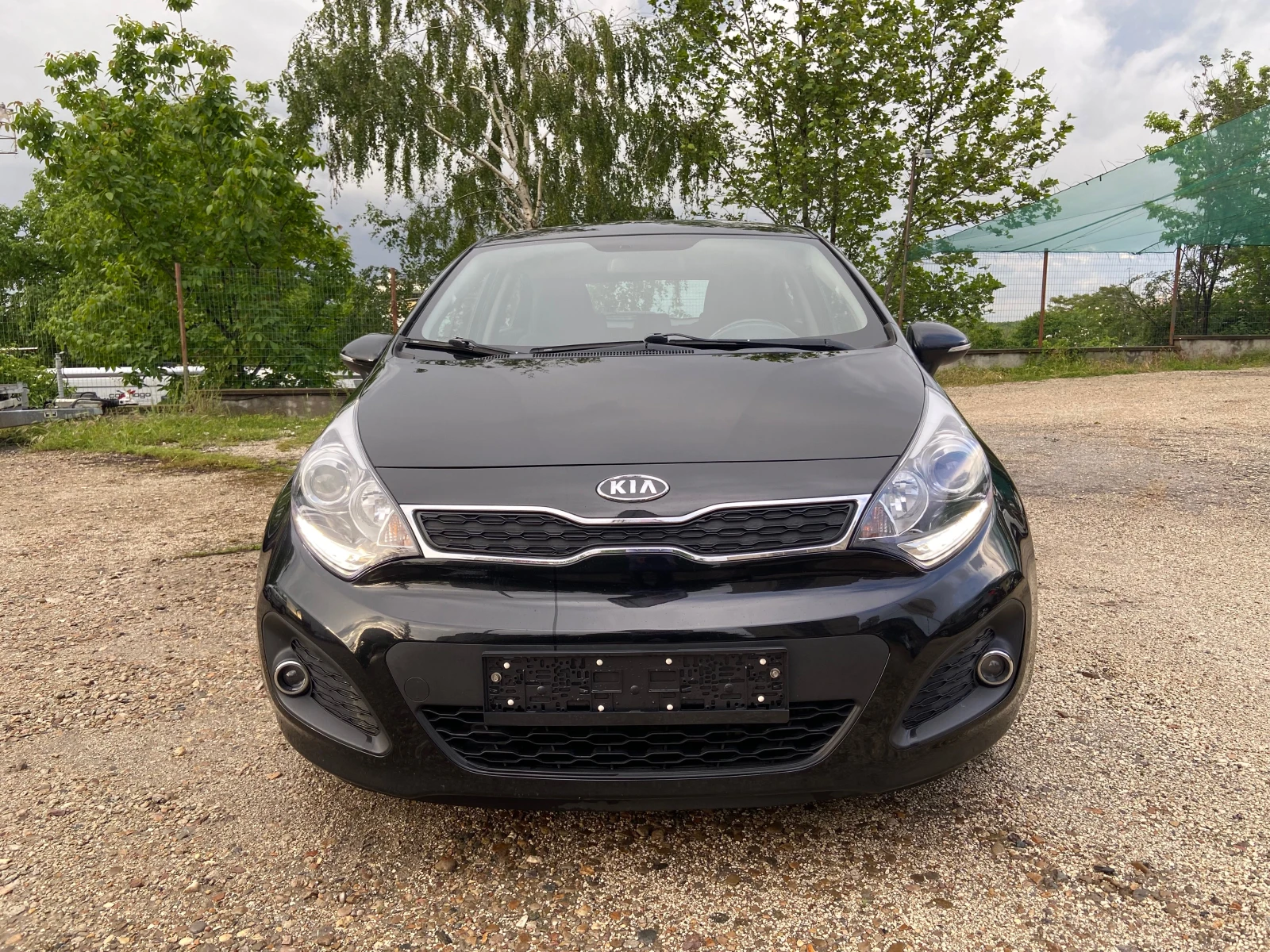 Kia Rio 1.4 CRDI NAVI Камера Подгряване седалки волан, снимка 8 - Автомобили и джипове - 54646509