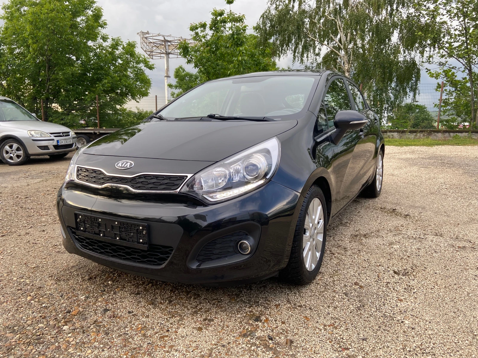 Kia Rio 1.4 CRDI NAVI Камера Подгряване седалки волан