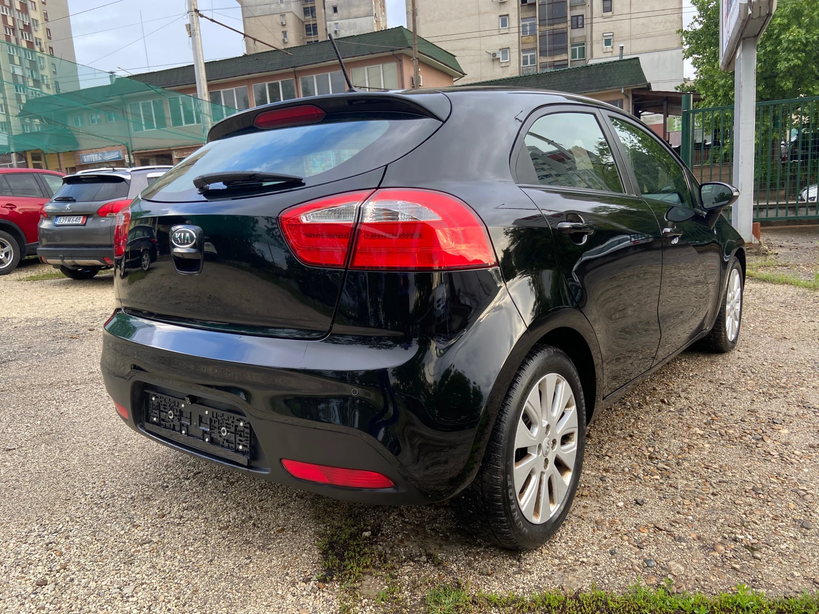 Kia Rio 1.4 CRDI NAVI Камера Подгряване седалки волан, снимка 5 - Автомобили и джипове - 54646509