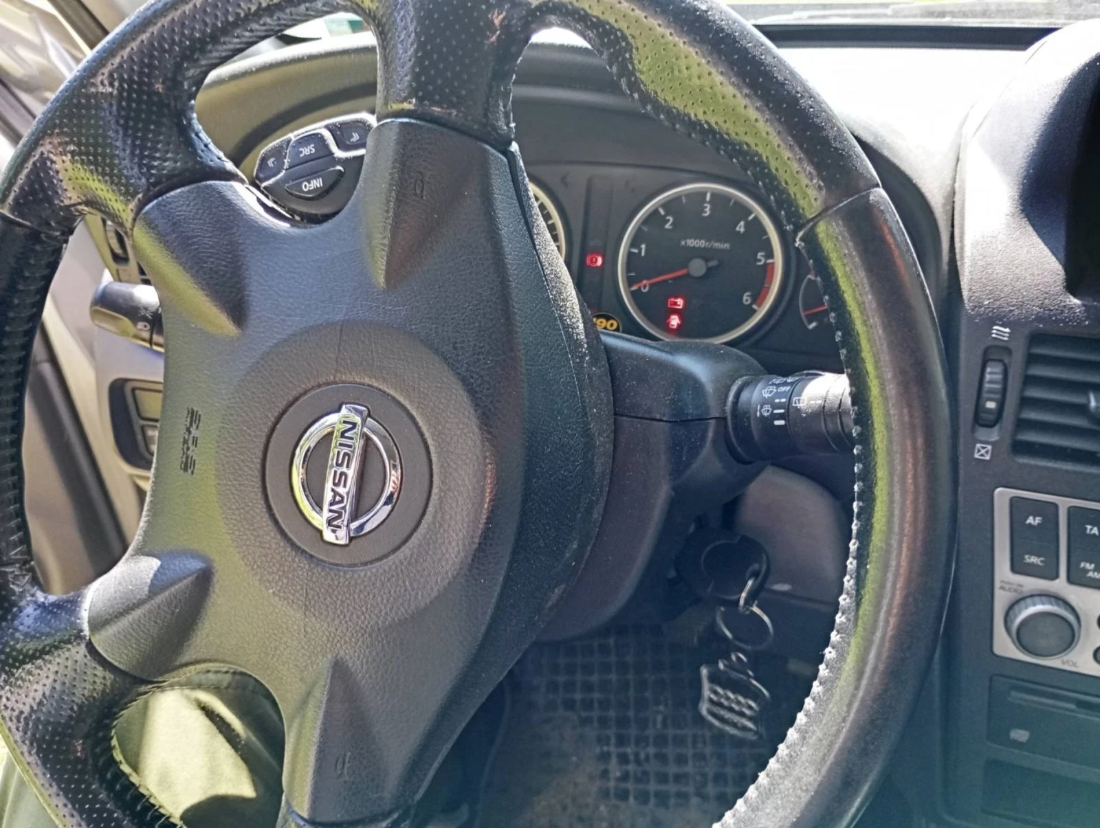 Nissan Almera, снимка 5 - Автомобили и джипове - 54869691