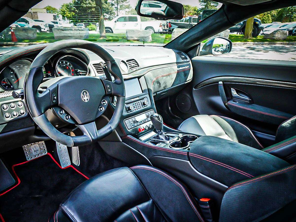 Maserati GranTurismo 60TH ANNIVERSARY EDITION| 1 OF 400| / ЦЕНА ДО БГ, снимка 12 - Автомобили и джипове - 54875174