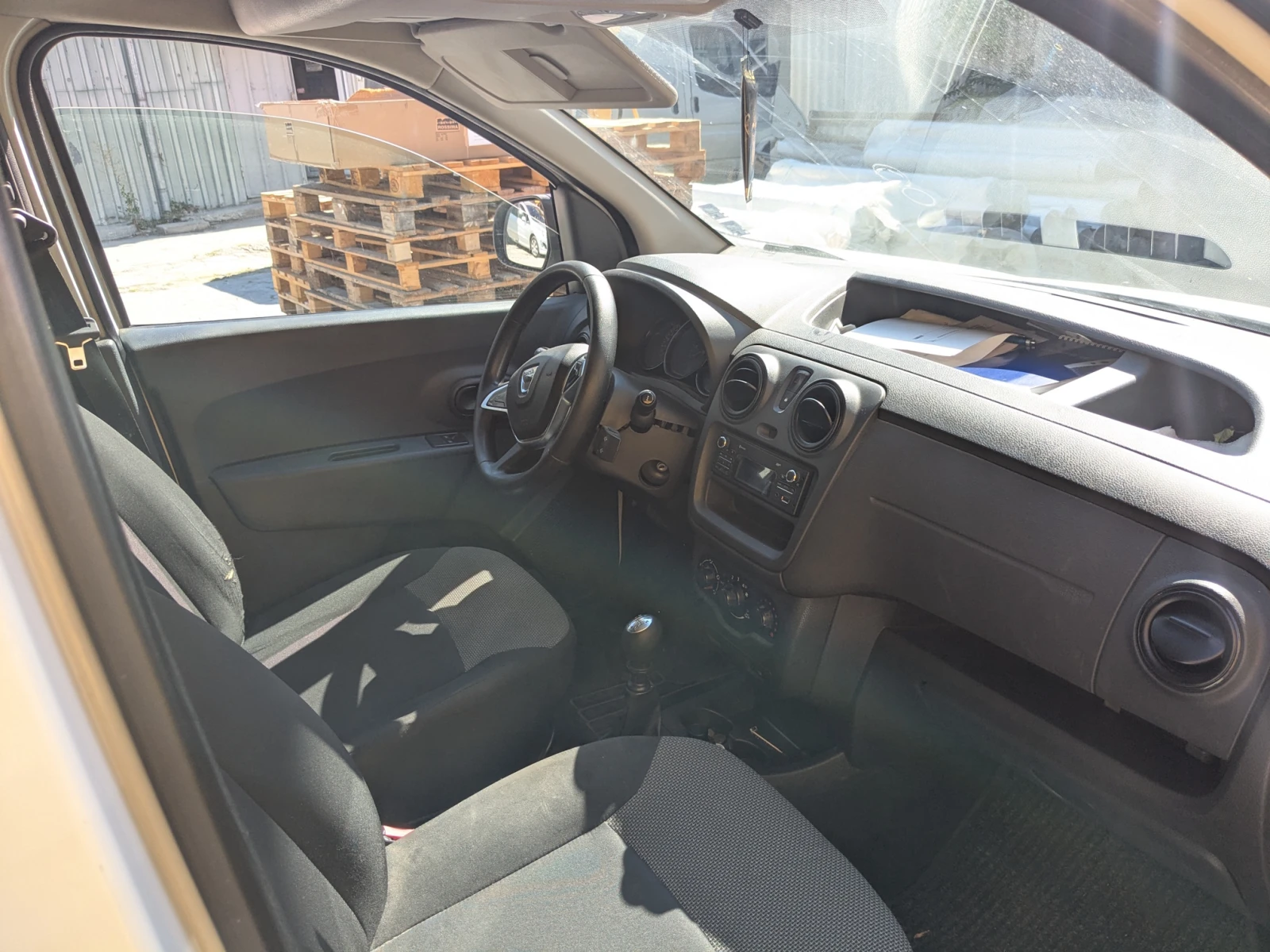 Dacia Dokker 1+ 1, снимка 5 - Автомобили и джипове - 55884236