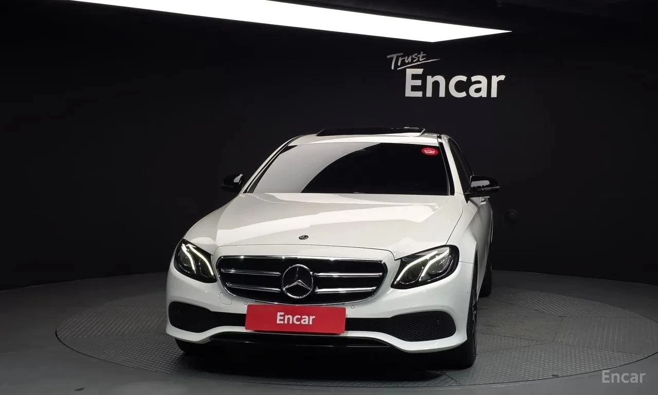 Mercedes-Benz E 250 Avantgarde| PANO| ПОДГРЕВИ| ПАМЕТ| , снимка 3 - Автомобили и джипове - 55884994