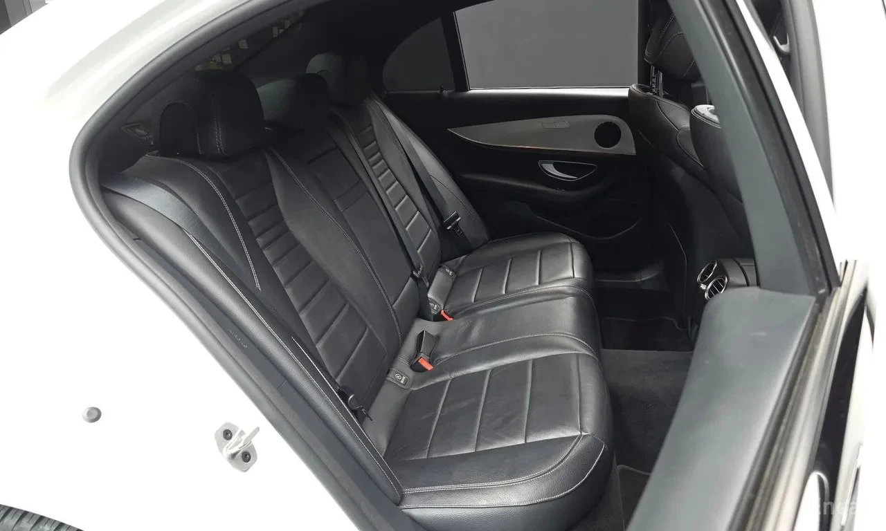 Mercedes-Benz E 250 Avantgarde| PANO| ПОДГРЕВИ| ПАМЕТ| , снимка 12 - Автомобили и джипове - 55884994
