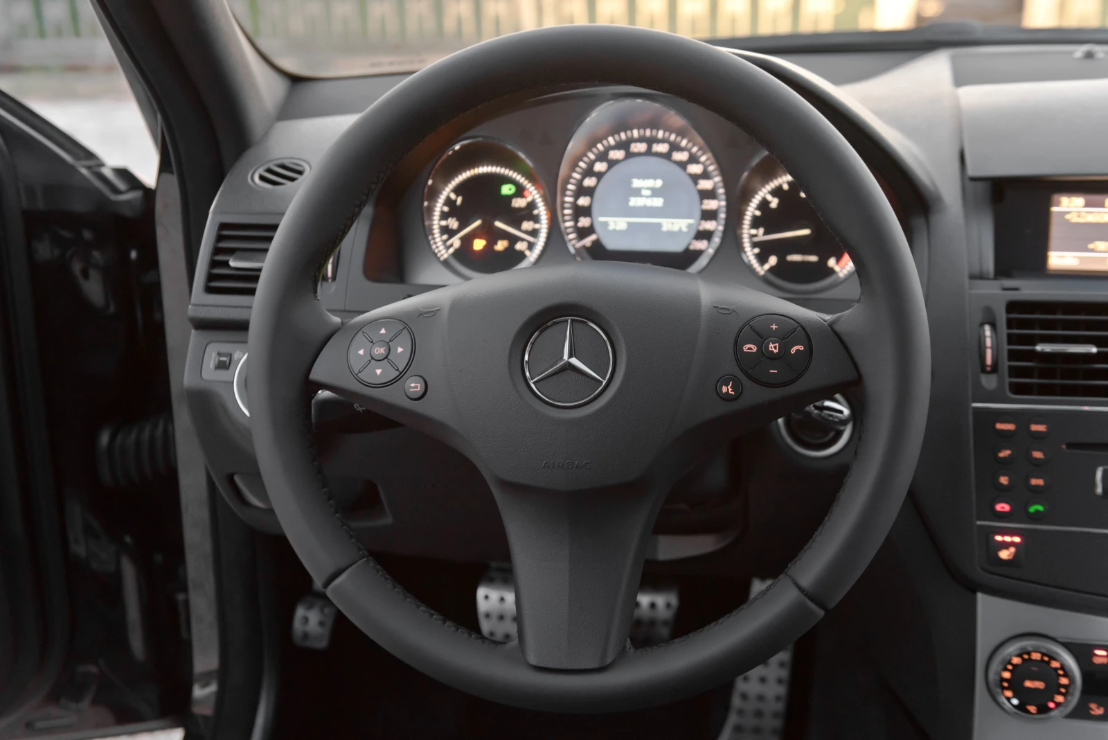 Mercedes-Benz C 200 2.2cdi AMG pack , снимка 14 - Автомобили и джипове - 56264360