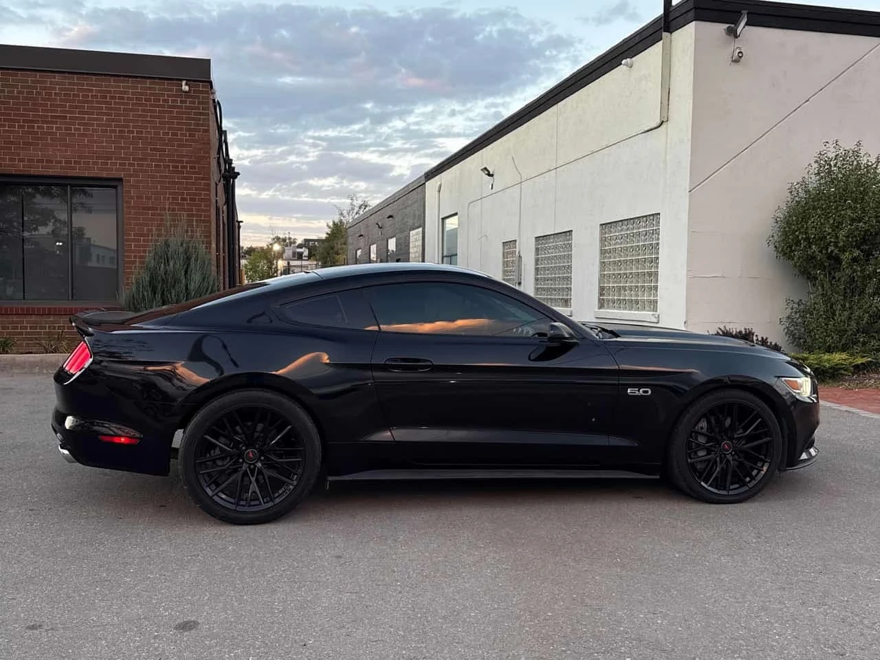 Ford Mustang * GT * CARFAX * 1 ���������� * ��� ��������� *  | Mobile.bg � ����������� 3
