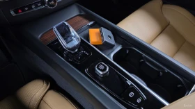 Volvo XC60 T8* ULTRA BRIGHT* BOWERS&WILKINS* ПАНО* 360* HUD* , снимка 8