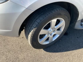 Hyundai Santa fe 2.7v6 бензин, Автоматик, 4х4, 6+ 1места - 6700 € / 13104.06 лв. - 50077539 17