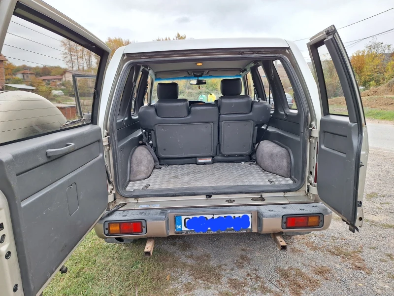 Isuzu Trooper, снимка 6 - Автомобили и джипове - 47837334