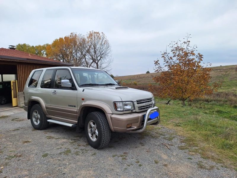 Isuzu Trooper, снимка 5 - Автомобили и джипове - 47837334