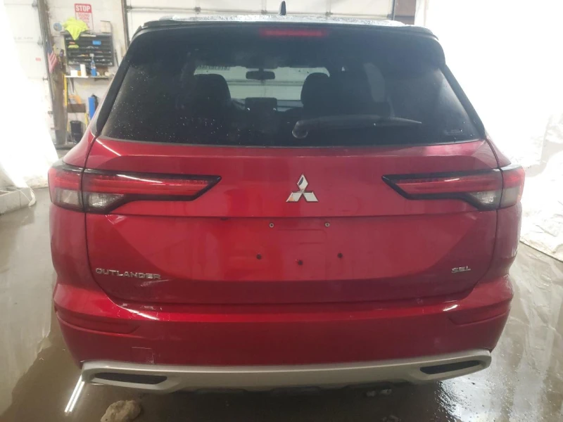 Mitsubishi Outlander Подгрев* Keyless* Камера* 4ХИЛ.КМ.!!!, снимка 6 - Автомобили и джипове - 48642886