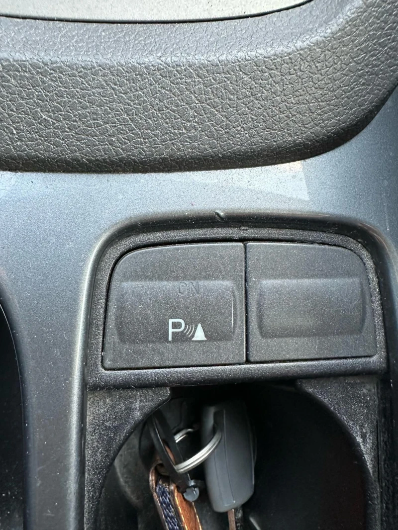 Ford Kuga 4x4, снимка 8 - Автомобили и джипове - 49703404