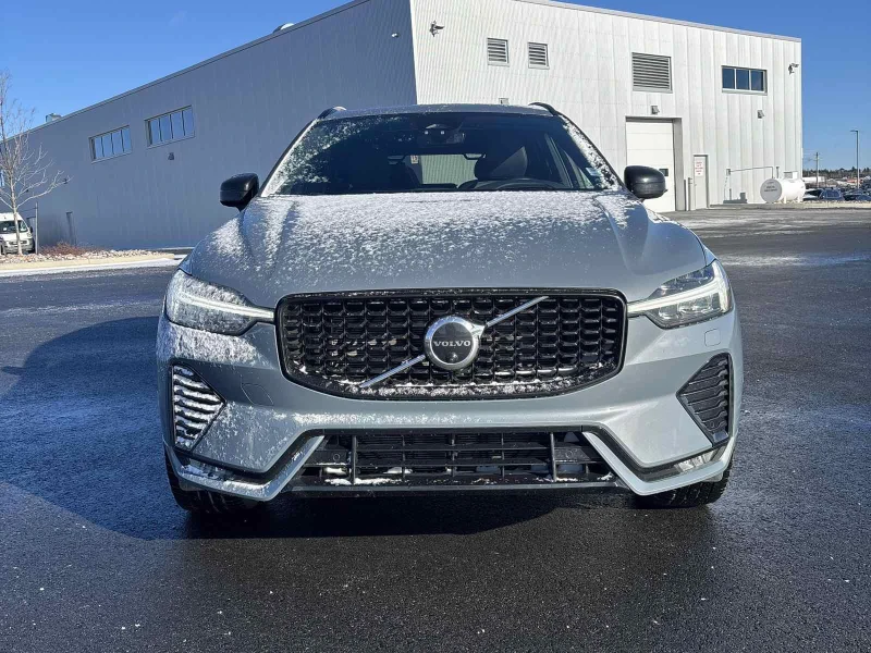 Volvo XC60 Очакван внос ! XC60 B6, снимка 2 - Автомобили и джипове - 53564739